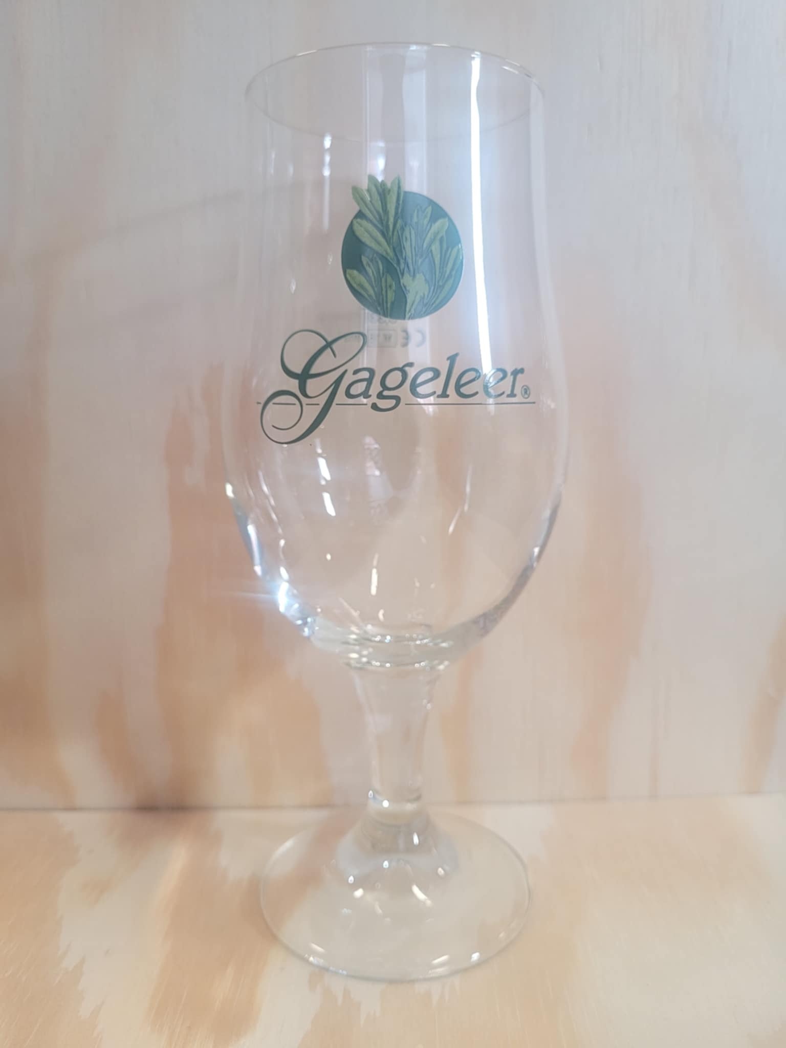 GAGELEER GLASS