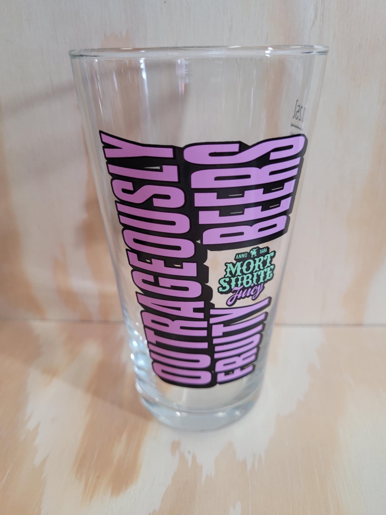 CRIME OF PASSION GLAS