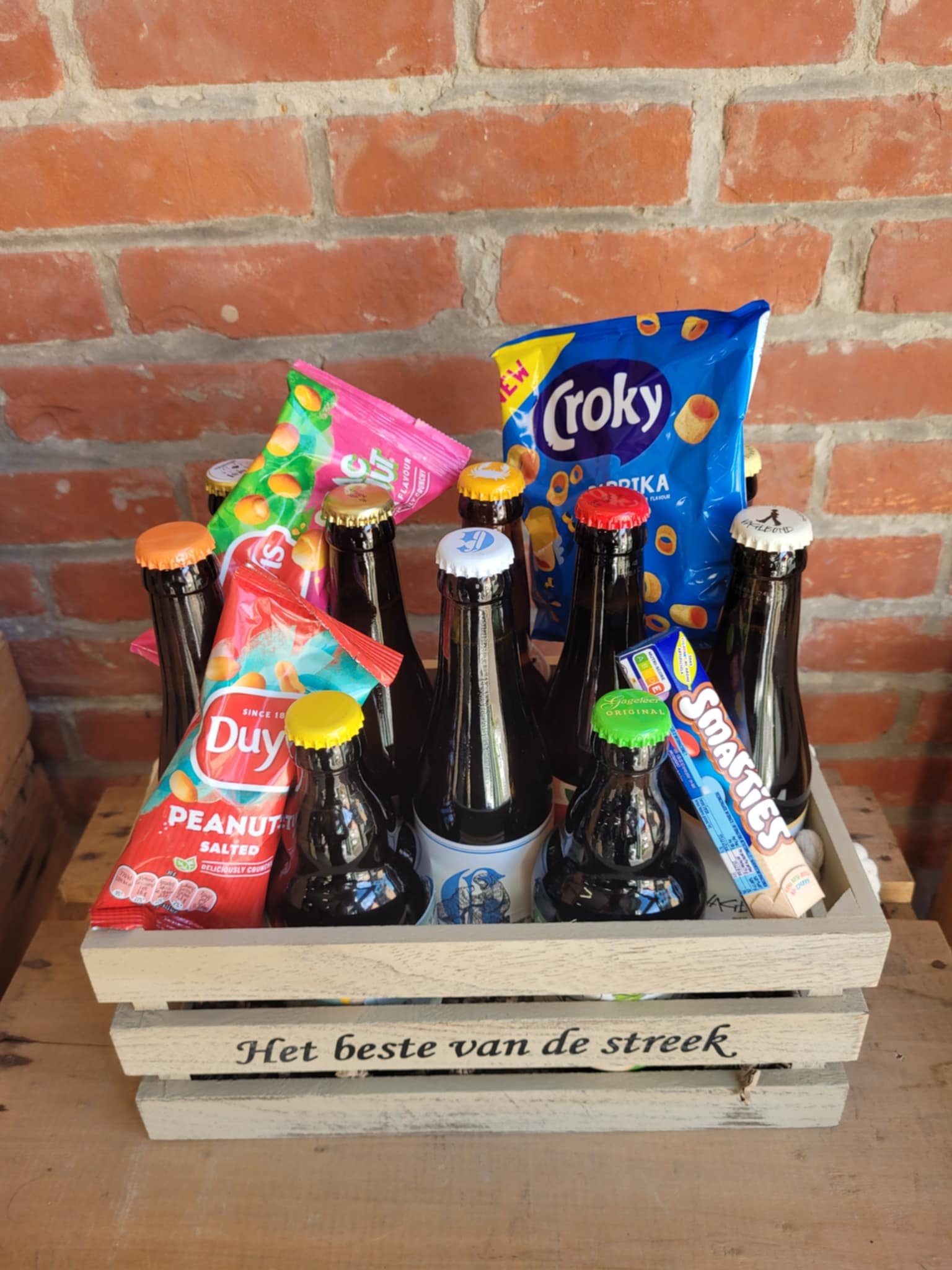 WOODEN CRATE BEST OF THE REGION