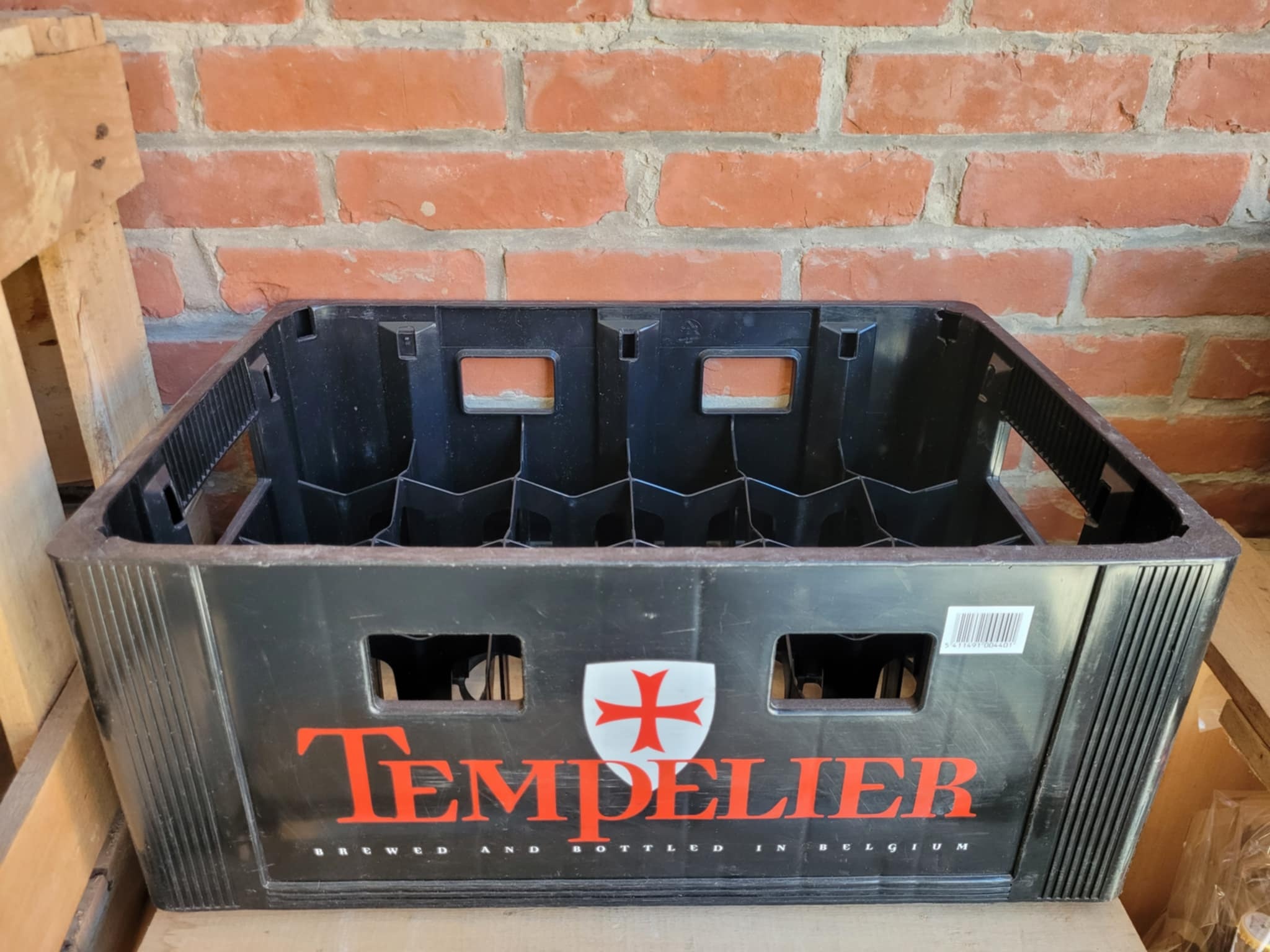 EMPTY CRATE TEMPELIER