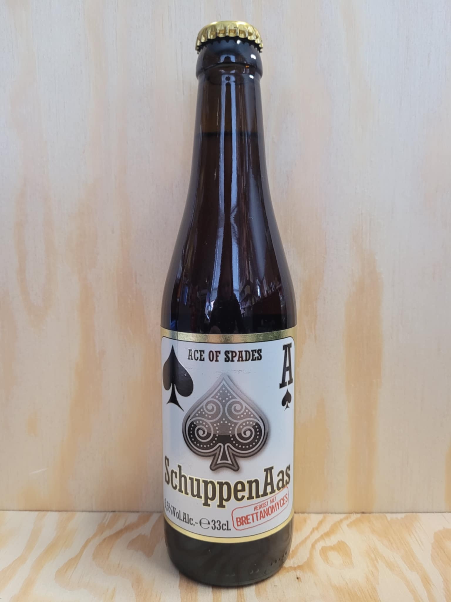 SCHUPPENAAS 33 CL