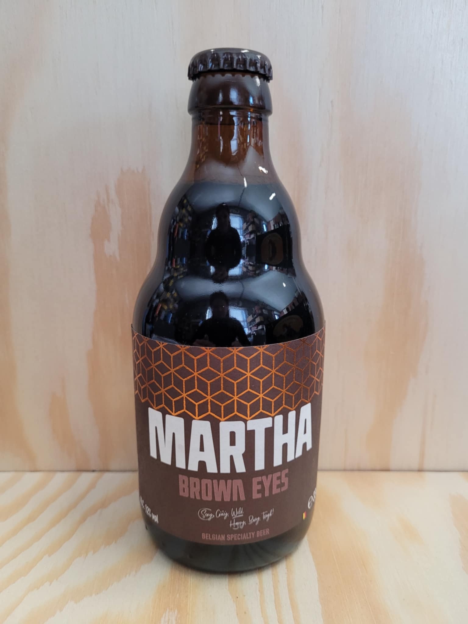 MARTHA BROWN EYES 33 CL