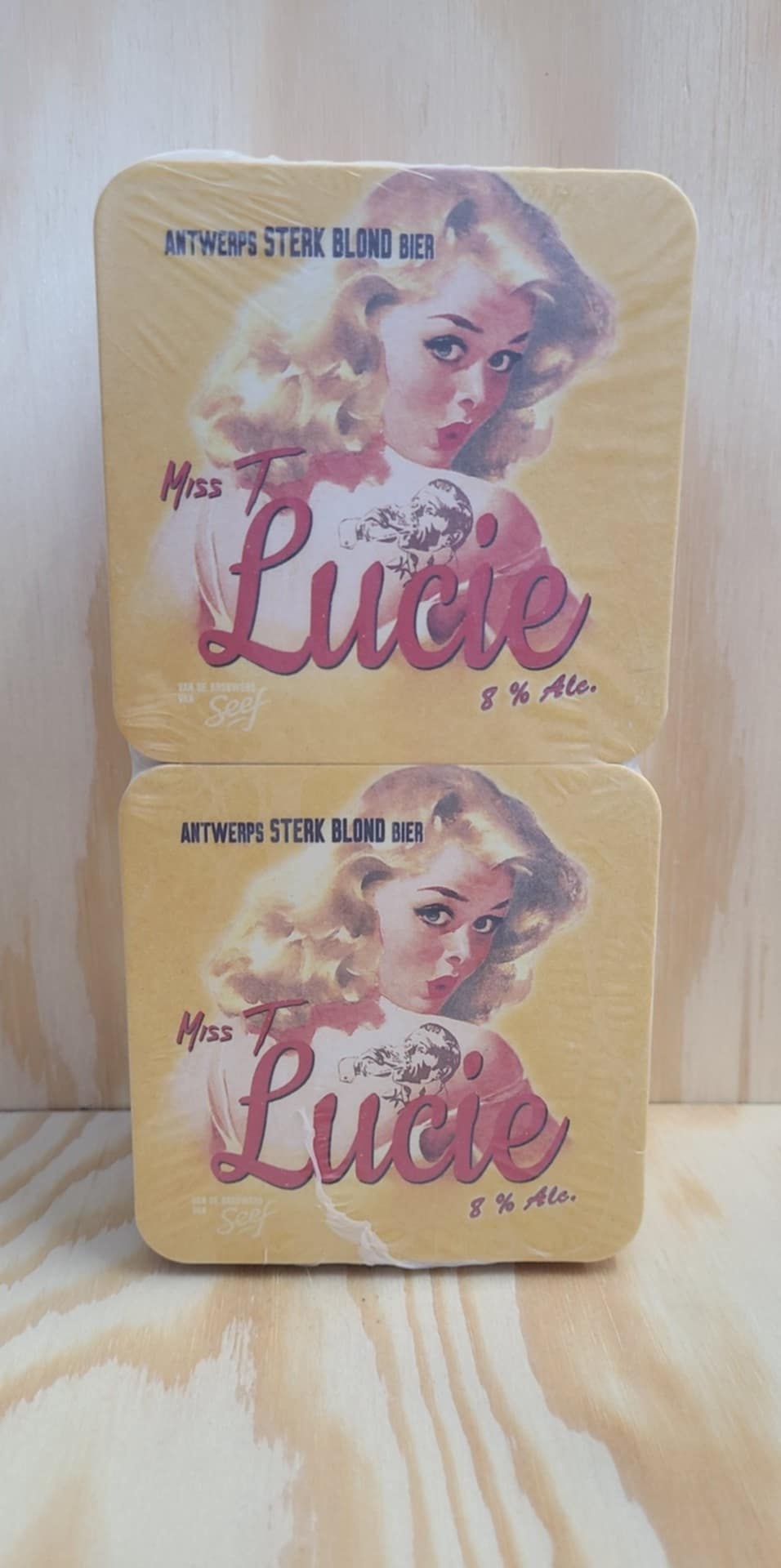 BEER MATS LUCIE