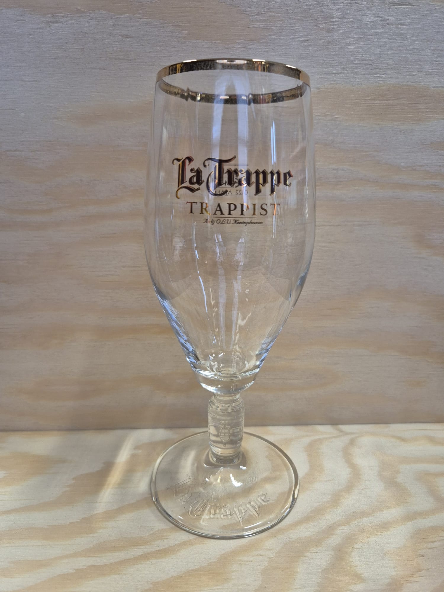 LA TRAPPE GLASS ON FOOT