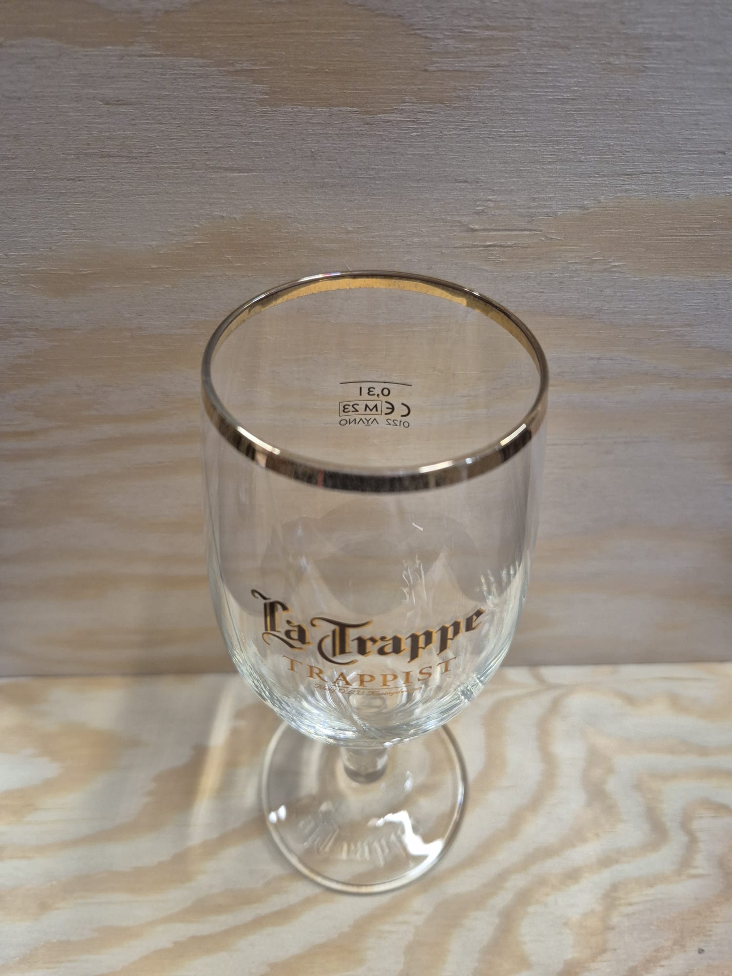 LA TRAPPE GLASS ON FOOT