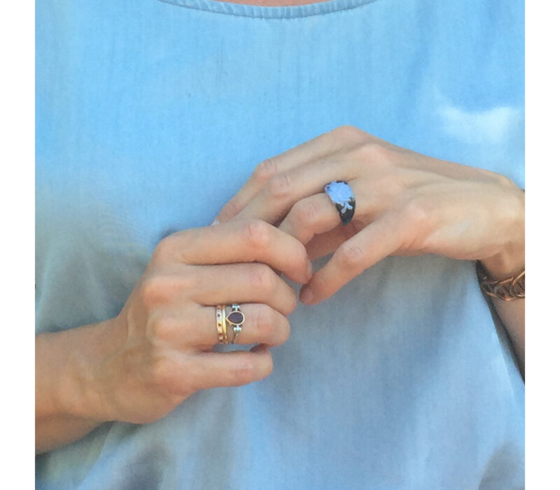 Ring met Roos - Midnight Blue - Zwart-Blauw- Acryl