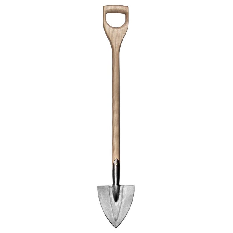 pointed shovel