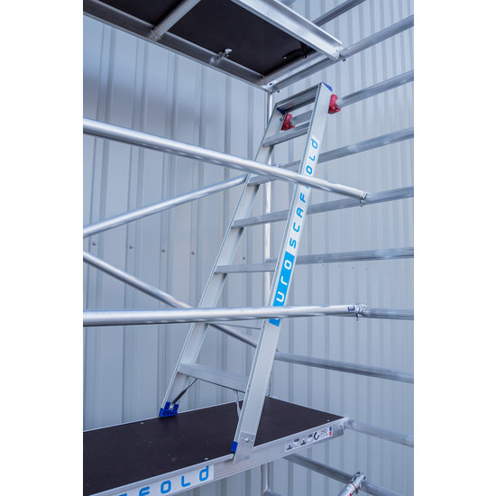 Eurostairs Platform steigertrap 7 treden