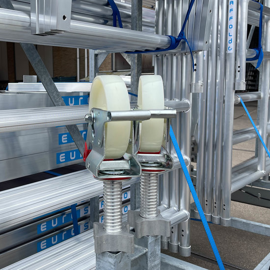 Euroscaffold Trappentoren aanhanger tot 14,2m werkhoogte