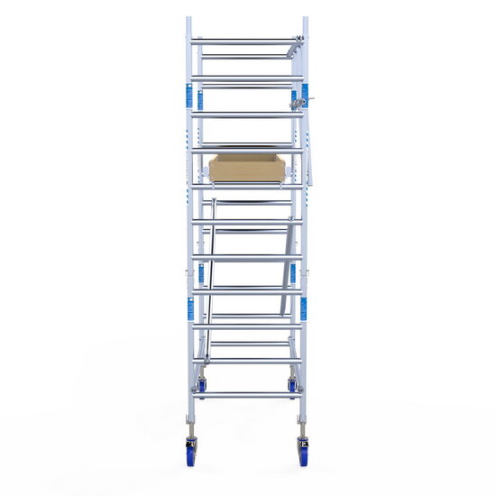 Alumexx Rolsteiger Alumexx Light 90x190 4,2m werkhoogte tegen de gevel