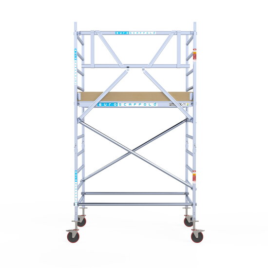 Euroscaffold Rolsteiger Euroscaffold Basic 135x190 4,2m werkhoogte tegen de gevel
