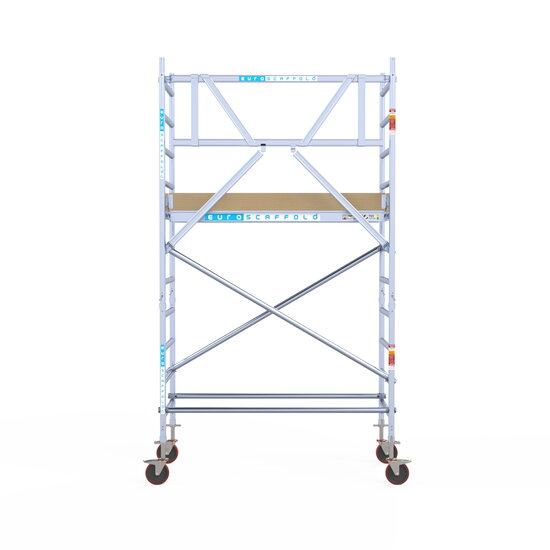 Euroscaffold Rolsteiger Euroscaffold Basic 90x190 4,2m werkhoogte tegen de gevel