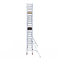 Euroscaffold Rolsteiger Euroscaffold Basic 75x305 7,2m werkhoogte carbon vloer tegen de gevel