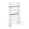 Euroscaffold Rolsteiger Euroscaffold Basic 75x305 7,2m werkhoogte carbon vloer tegen de gevel