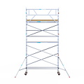 Euroscaffold Rolsteiger Euroscaffold Basic 75x305 7,2m werkhoogte carbon vloer tegen de gevel