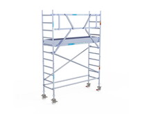 Rolsteiger Euroscaffold Original 75x250 4,2m werkhoogte carbon vloer tegen de gevel