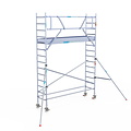 Euroscaffold Rolsteiger Euroscaffold Original 75x305 5,2m werkhoogte tegen de gevel