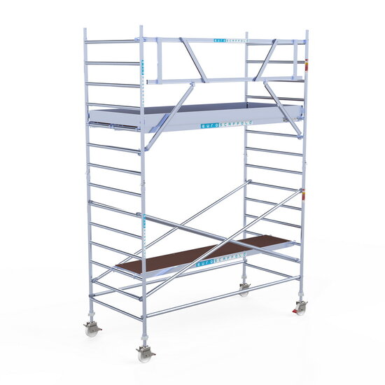 Euroscaffold Rolsteiger Euroscaffold Original 135x305 5,2m werkhoogte carbon vloer tegen de gevel