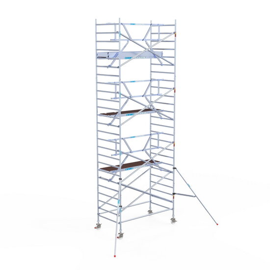 Euroscaffold Rolsteiger Euroscaffold Professional 135x250 8,2m werkhoogte tegen de gevel