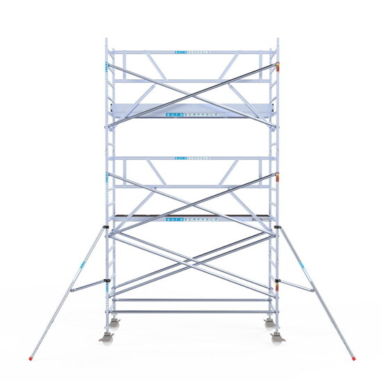Euroscaffold Rolsteiger Euroscaffold Professional 135x305 6,2m werkhoogte tegen de gevel