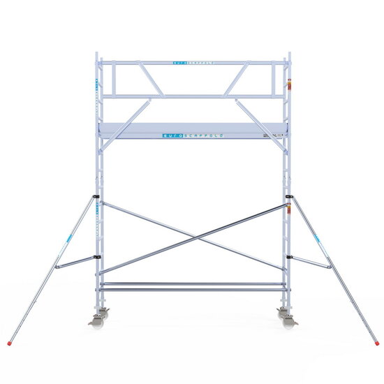Euroscaffold Rolsteiger Euroscaffold Professional 75x305 5,2m werkhoogte tegen de gevel