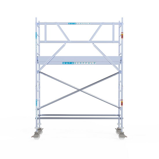 Euroscaffold Rolsteiger Euroscaffold Professional 75x250 4,2m werkhoogte carbon vloer tegen de gevel