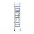 Euroscaffold Rolsteiger Euroscaffold Professional 75x250 4,2m werkhoogte carbon vloer tegen de gevel