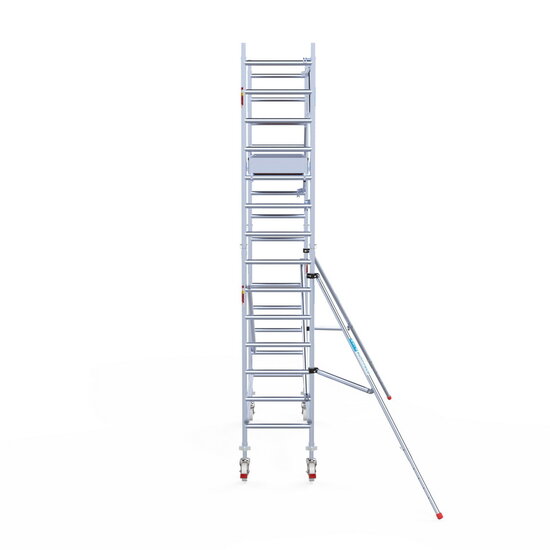 Euroscaffold Rolsteiger Euroscaffold Professional 75x250 5,2m werkhoogte carbon vloer tegen de gevel