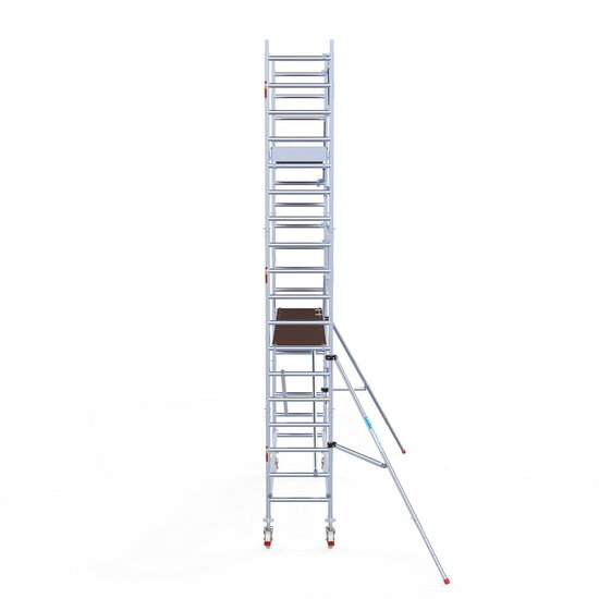 Euroscaffold Rolsteiger Euroscaffold Professional 75x305 6,2m werkhoogte carbon vloer tegen de gevel