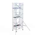 Euroscaffold Rolsteiger Euroscaffold Professional 135x190 7,2m werkhoogte carbon vloer tegen de gevel