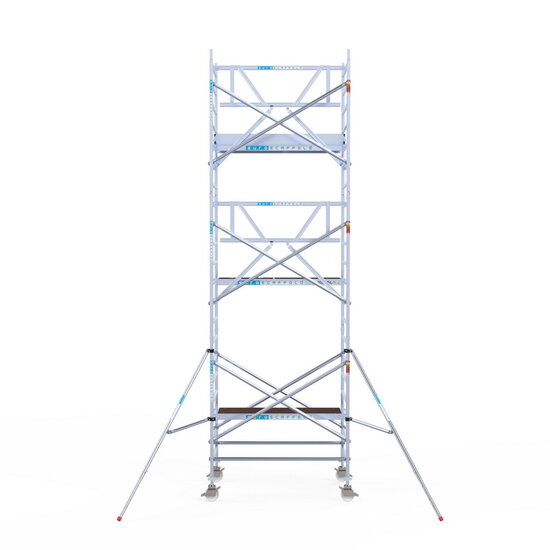 Euroscaffold Rolsteiger Euroscaffold Professional 135x190 7,2m werkhoogte carbon vloer tegen de gevel