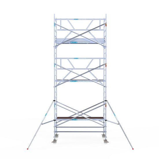 Euroscaffold Rolsteiger Euroscaffold Professional 135x250 7,2m werkhoogte carbon vloer tegen de gevel