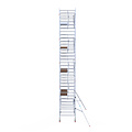 Euroscaffold Rolsteiger Euroscaffold Professional 135x250 10,2m werkhoogte carbon vloer tegen de gevel