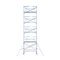 Euroscaffold Rolsteiger Euroscaffold Professional 135x250 10,2m werkhoogte carbon vloer tegen de gevel