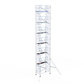 Euroscaffold Rolsteiger Euroscaffold Professional 135x250 14,2m werkhoogte carbon vloer tegen de gevel