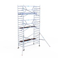 Euroscaffold Rolsteiger Euroscaffold Professional 135x305 7,2m werkhoogte carbon vloer tegen de gevel
