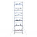 Euroscaffold Rolsteiger Euroscaffold Professional 135x305 13,2m werkhoogte carbon vloer tegen de gevel