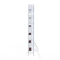 Euroscaffold Rolsteiger Euroscaffold Professional 135x305 13,2m werkhoogte carbon vloer tegen de gevel