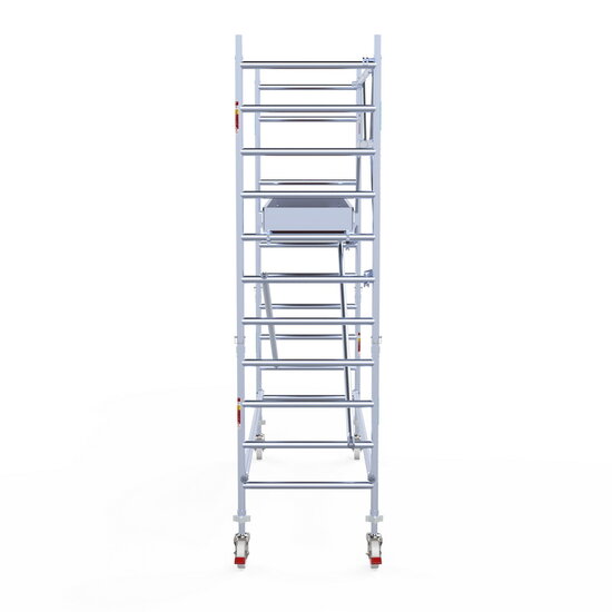 Euroscaffold Rolsteiger Euroscaffold Professional 90x305 4,2m werkhoogte carbon vloer tegen de gevel