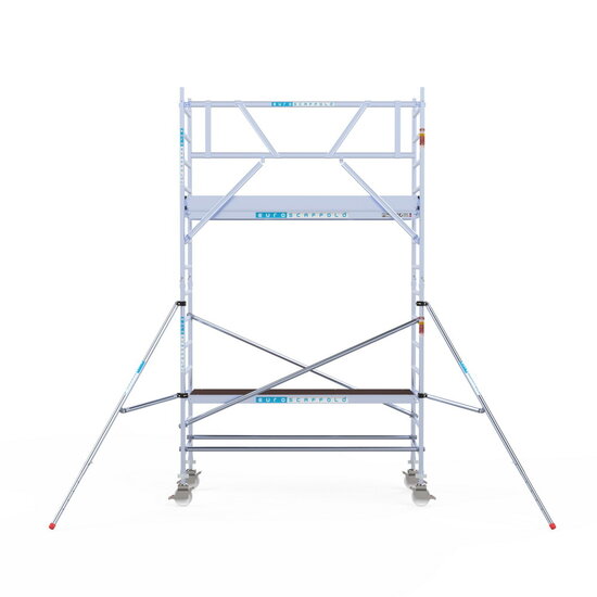 Euroscaffold Rolsteiger Euroscaffold Professional 90x250 5,2m werkhoogte carbon vloer tegen de gevel