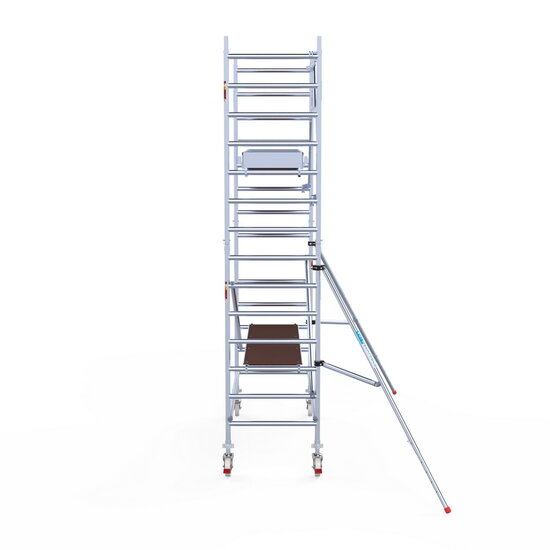 Euroscaffold Rolsteiger Euroscaffold Professional 90x250 5,2m werkhoogte carbon vloer tegen de gevel