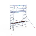 Euroscaffold Rolsteiger Euroscaffold Professional 90x305 5,2m werkhoogte carbon vloer tegen de gevel