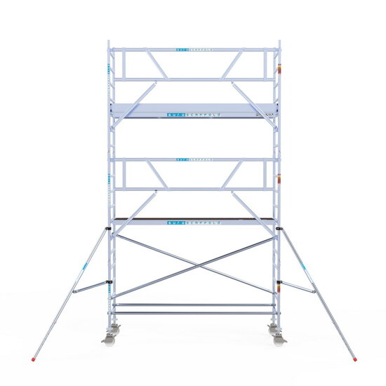 Euroscaffold Rolsteiger Euroscaffold Professional 90x305 6,2m werkhoogte tegen de gevel