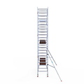 Euroscaffold Rolsteiger Euroscaffold Professional 90x305 7,2m werkhoogte carbon vloer tegen de gevel