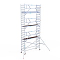 Euroscaffold Rolsteiger Euroscaffold Professional 90x305 8,2m werkhoogte carbon vloer tegen de gevel