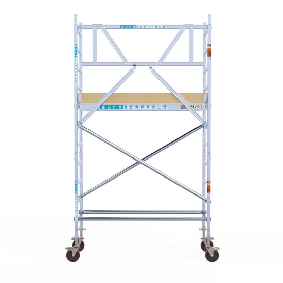 Euroscaffold Rolsteiger Euroscaffold Basic 75x190 4,2m werkhoogte tegen de gevel