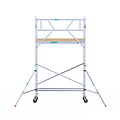 Euroscaffold Rolsteiger Euroscaffold Basic 75x250 5,2m werkhoogte carbon vloer tegen de gevel