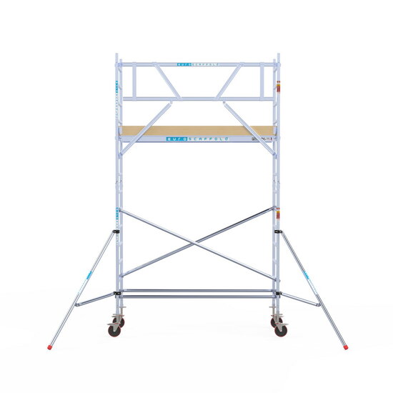 Euroscaffold Rolsteiger Euroscaffold Basic 75x250 5,2m werkhoogte carbon vloer tegen de gevel