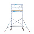 Euroscaffold Rolsteiger Euroscaffold Basic 90x190 5,2m werkhoogte carbon vloer tegen de gevel
