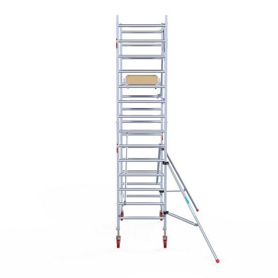 Euroscaffold Rolsteiger Euroscaffold Basic 90x190 5,2m werkhoogte carbon vloer tegen de gevel